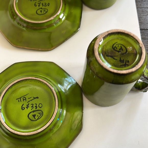 Green Signed PV Pleasant Village Italian Espresso Cups and Saucers - Set of 4 - Picture 4 of 12